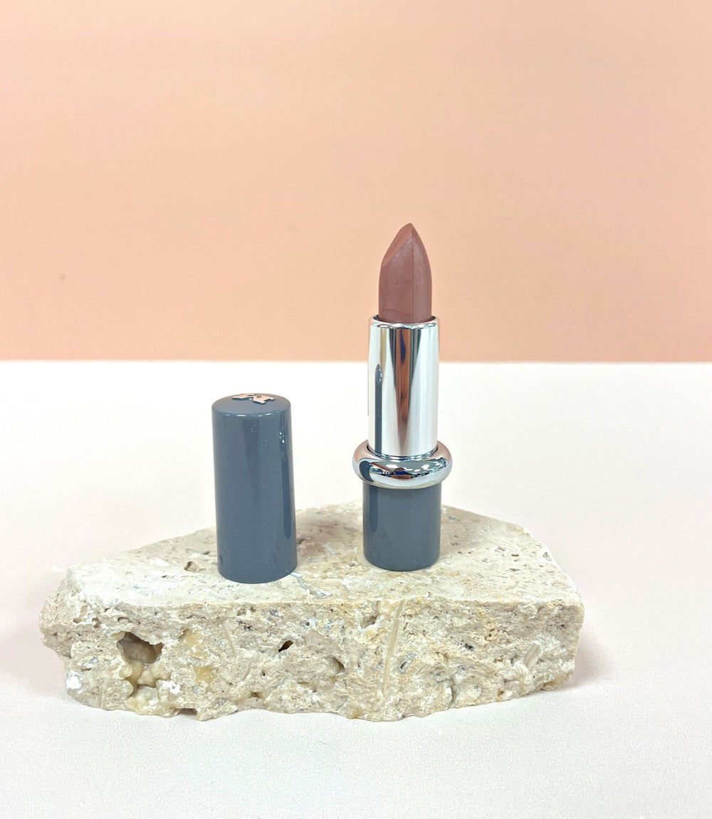 Lipstick with Prolip - Anastasia (590) 4g
